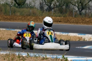  kart de un solo plamarro y dos hileras 